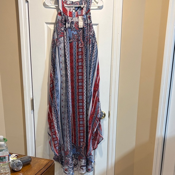 Avenue Dresses & Skirts - Avenue Red, Blue & White Patterned Maxi Dress Boho Sleeveless Lined open sides